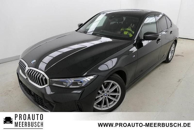 Black sapphire Gebraucht 2025 BMW 320 M Sport Limousine | 36.999 € (Superpreis) - Bild 1/4