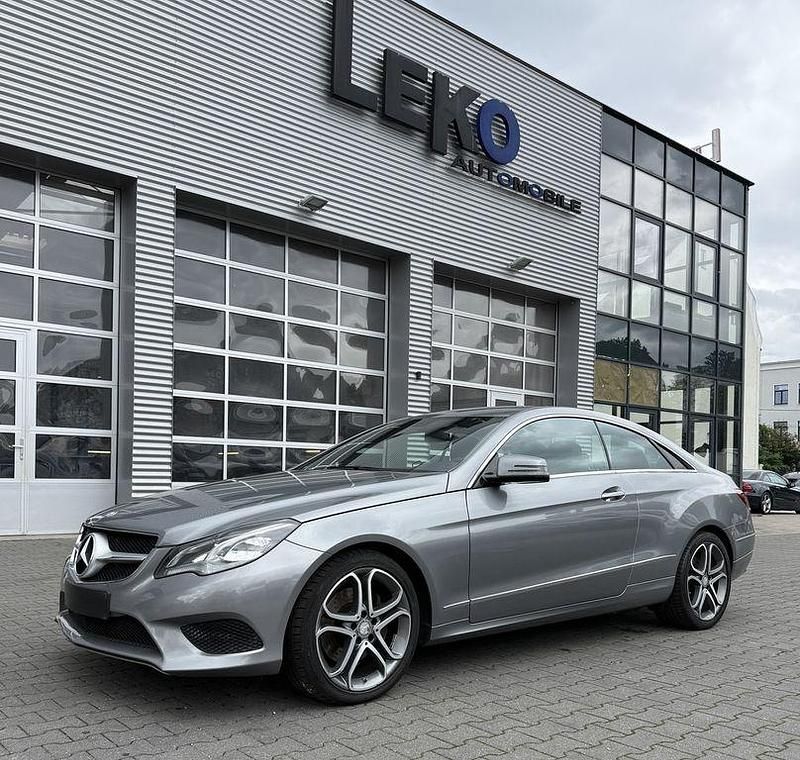 Grau Gebraucht 2015 Mercedes E350 AMG line Coupé | 19.500 € (Guter Preis) - Bild 1/4