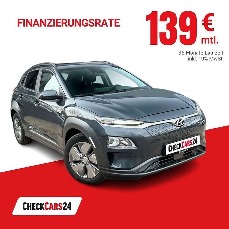 Grau Gebraucht 2021 Hyundai Kona Basis SUV | 20.989 € (Teuer) - Bild 1/4