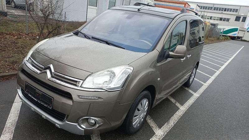 Gebraucht 2014 Citroën Berlingo SELECTION Van / Kleinbus | 4.199 € (Superpreis) - Bild 1/4