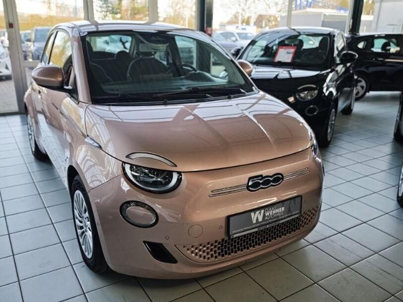 Gebraucht Fiat 500e 86 kW (118 PS) 2023 Rose gold) (gold Kleinwagen