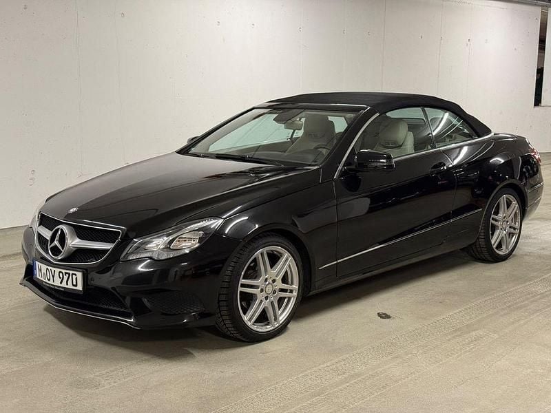 Gebraucht Mercedes E200 Elegance 184 PS (135 kW) 2015 Schwarz Cabrio