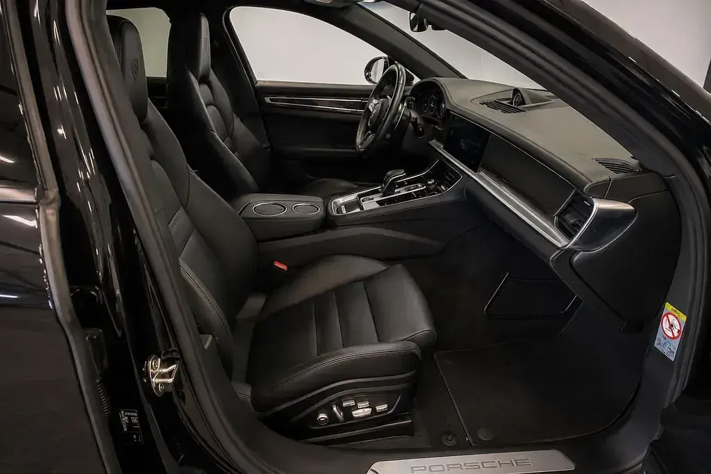 Gebraucht Porsche Panamera Turbo S E-Hybrid 680 PS (500 kW) 2018 Schwarz Kleinwagen
