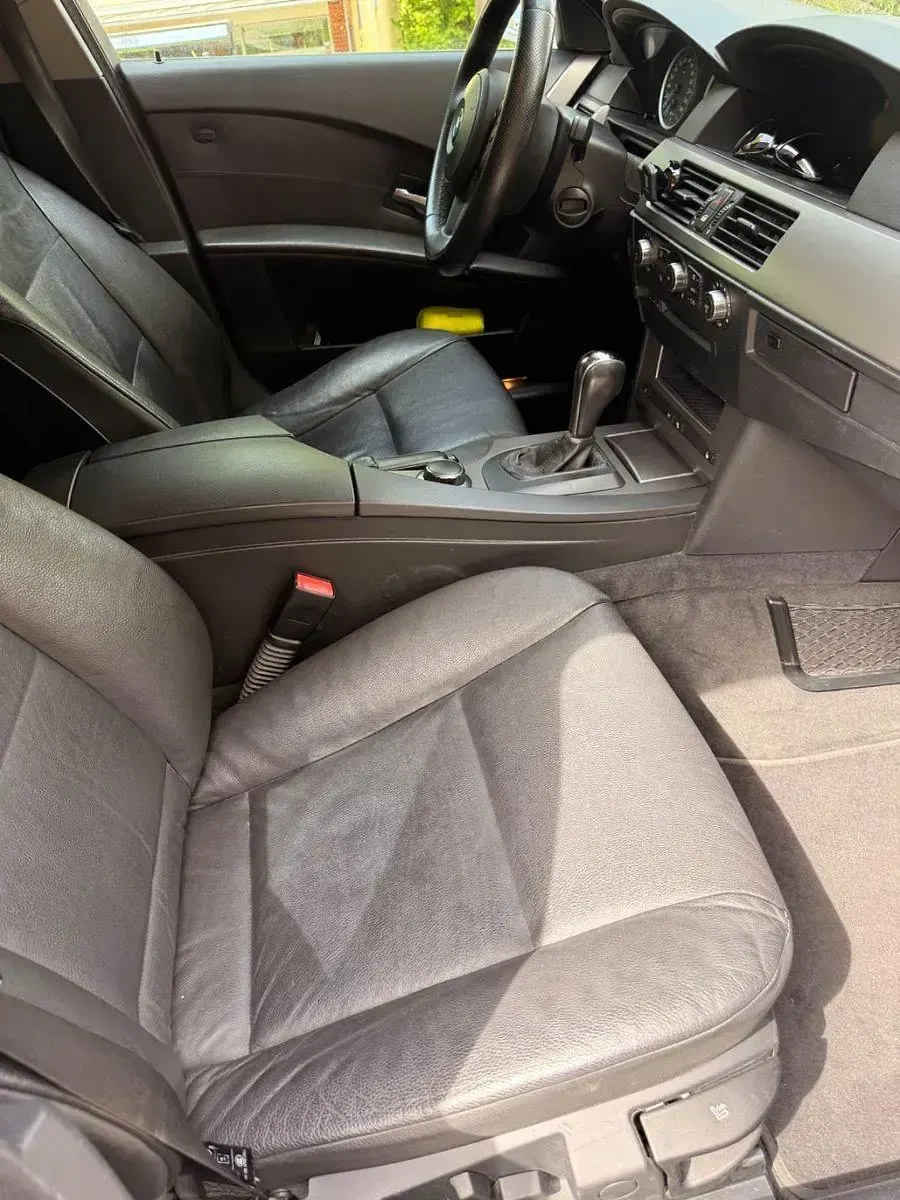 Gebraucht BMW 520 163 PS (119 kW) 2006 Silber Kombi