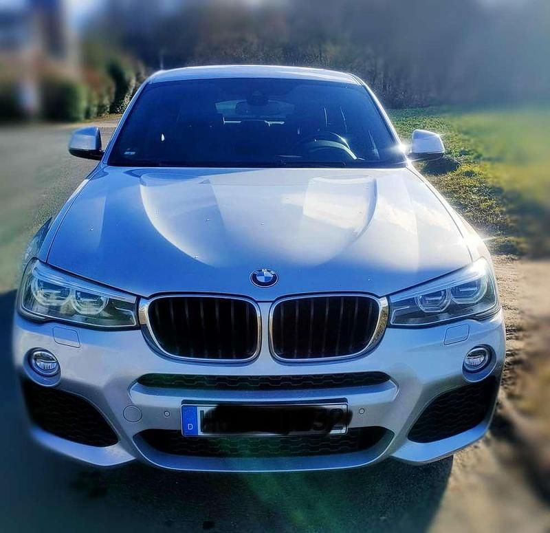 Gebraucht BMW X4 Comfort Edition 190 PS (139 kW) 2016 Silber SUV