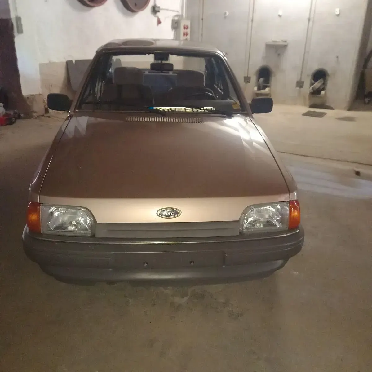 Gebraucht Ford Orion 86 PS (63 kW) 1987 Gelb Limousine