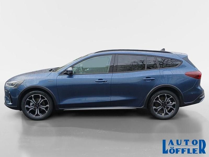 Neu Ford Focus Active X 155 PS (114 kW) 2025 Blau Limousine