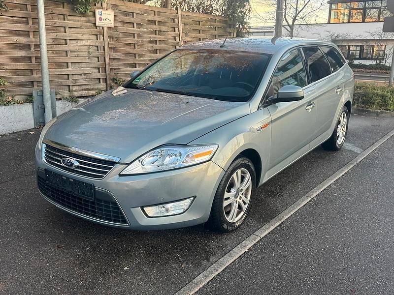 Grau Gebraucht 2007 Ford Mondeo Ghia Kombi | 3.600 € (Teuer) - Bild 1/4
