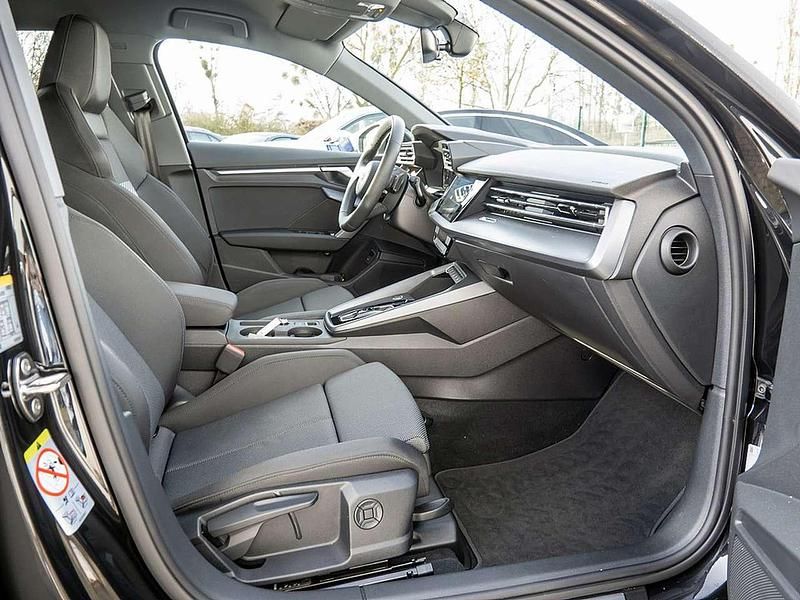 Gebraucht Audi A3 Advanced Plus 150 PS (110 kW) 2025 Mythosschwarz metallic Limousine