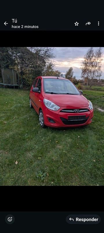 Rot Gebraucht 2012 Hyundai i10 Style Kleinwagen | 2.700 € (Fairer Preis) - Bild 1/4