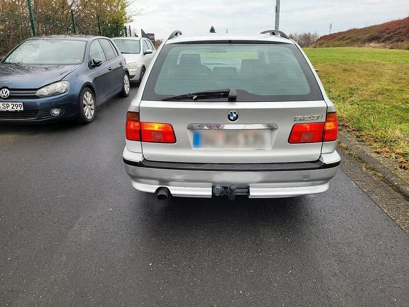 Gebraucht BMW 523 170 PS (125 kW) 1999 Kombi