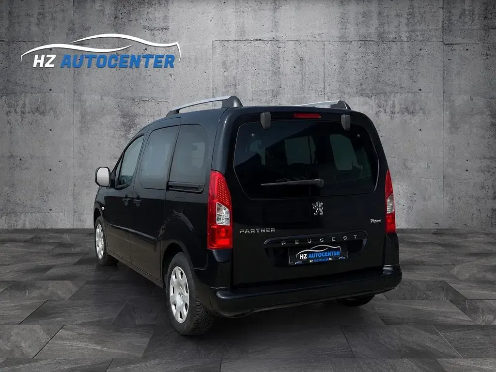 Gebraucht Peugeot Partner Tepee Family 120 PS (88 kW) 2010 Schwarz Van / Kleinbus