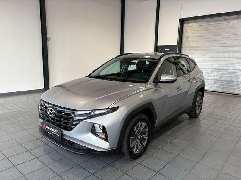 Gebraucht Hyundai Tucson Select 150 PS (110 kW) 2024 Silber SUV