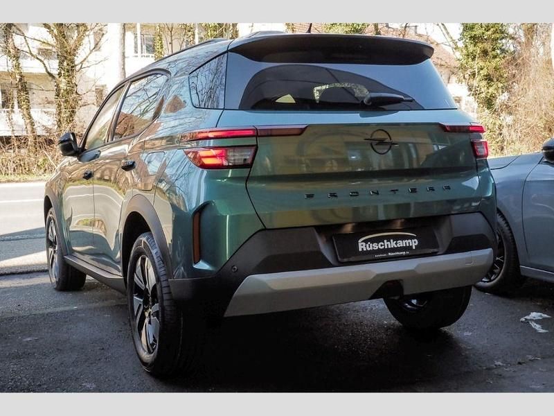 Neu Opel Frontera 145 PS (106 kW) 2026 Grün SUV