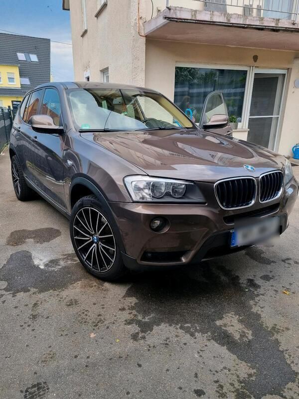Braun Gebraucht 2011 BMW X3 SUV | 8.999 € (Superpreis) - Bild 1/4