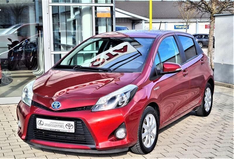 Rot Gebraucht 2014 Toyota Yaris Hybrid Edition Kleinwagen | 10.980 € (Fairer Preis) - Bild 1/4