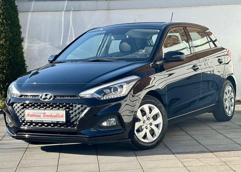 Gebraucht Hyundai i20 YES! 101 PS (74 kW) 2019 Schwarz Kleinwagen