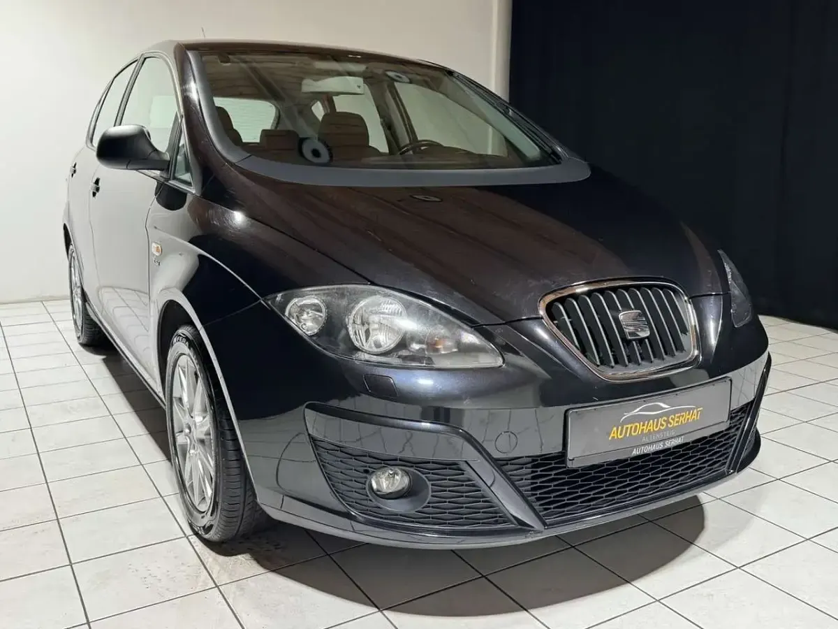 Używany Seat Altea Copa 125 KM (91 kW) 2011 Czarny Minivan