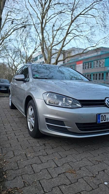 Gebraucht VW Golf VII 94 PS (69 kW) 2015 Grau Kombi