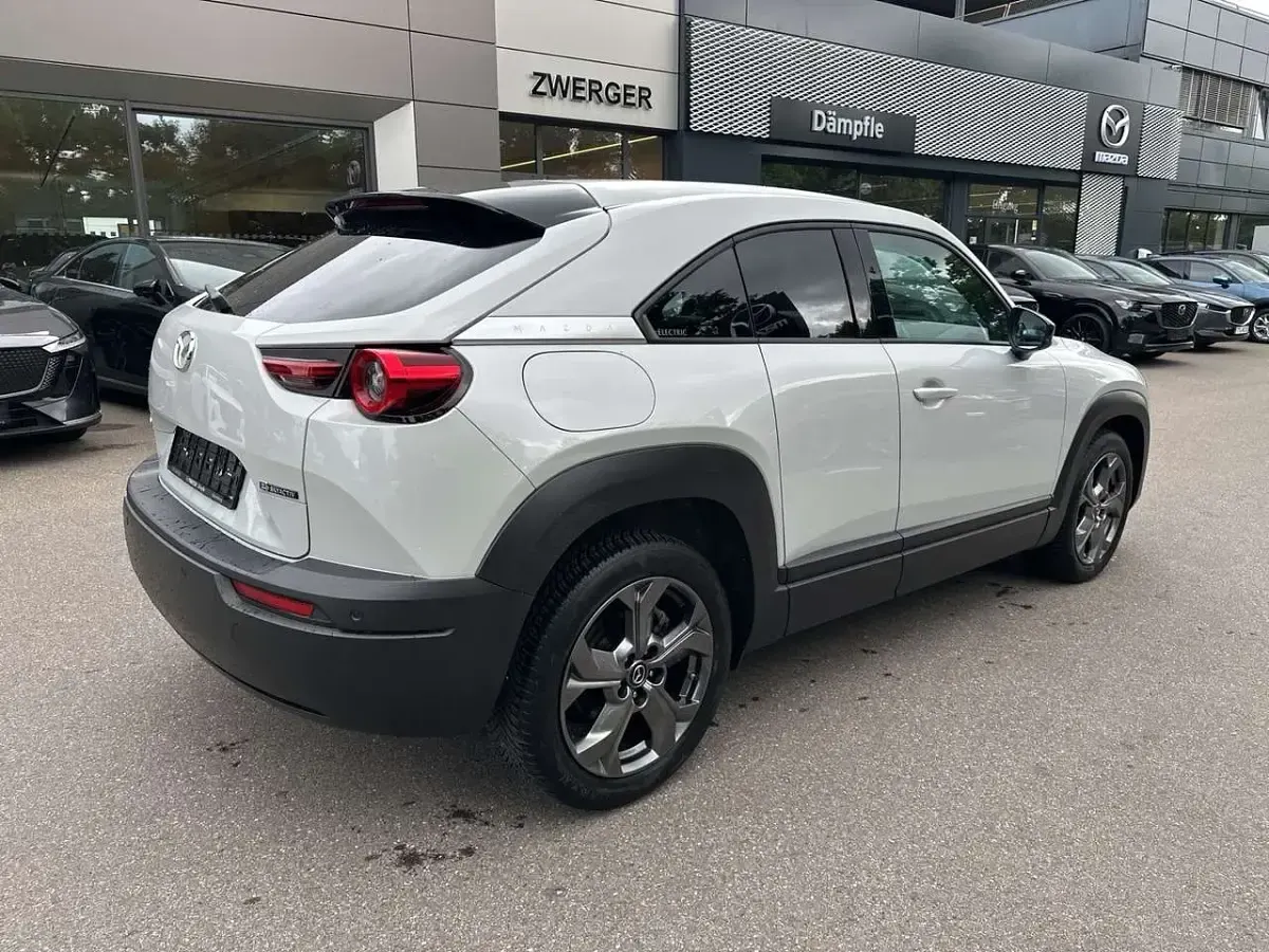 Gebraucht Mazda MX30 80 kW (110 PS) 2022 Ceramic white SUV