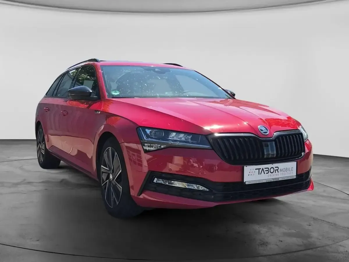 Gebraucht Skoda Superb SportLine 200 PS (147 kW) 2022 Velvet rot premium metallic Kombi