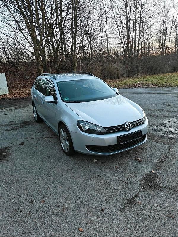 Gebraucht VW Golf VI 110 PS (80 kW) 2010 Silber Kleinwagen