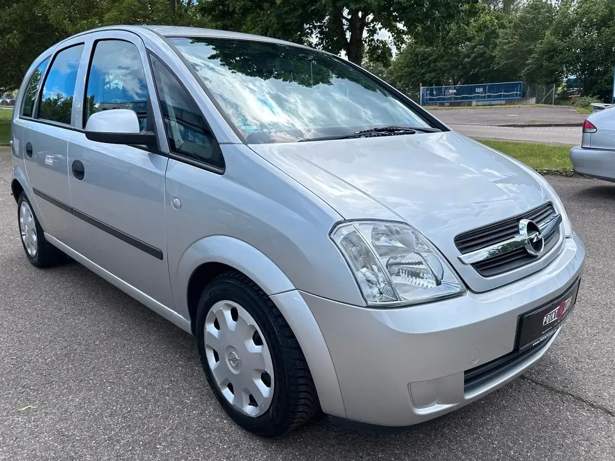 Używany Opel Meriva Enjoy 87 KM (63 kW) 2004 Srebrny Minivan