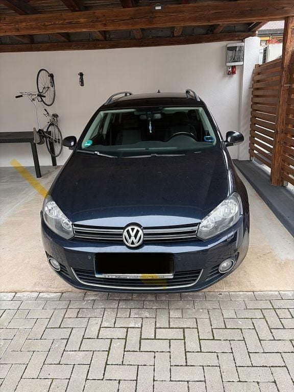 Blau Gebraucht 2012 VW Golf VII Comfortline Kombi | 5.999 € (Fairer Preis) - Bild 1/4