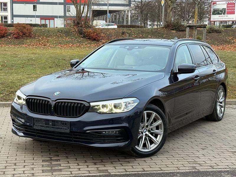 Blau Gebraucht 2019 BMW 530 Sport Line Limousine | 23.700 € (Superpreis) - Bild 1/4