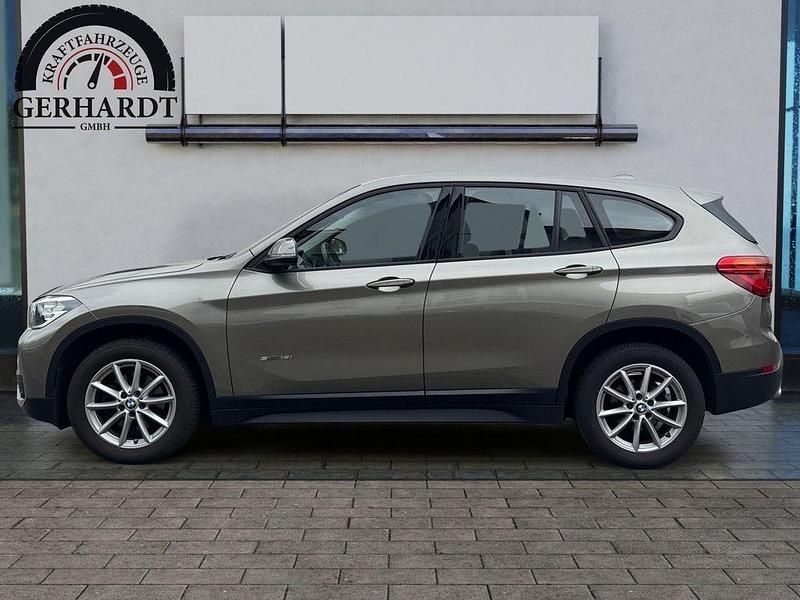 Gebraucht BMW X1 Advantage 140 PS (102 kW) 2017 Silber SUV