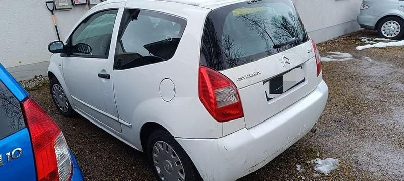 Gebraucht Citroën C2 Style 60 PS (44 kW) 2008 Weiß Kleinwagen