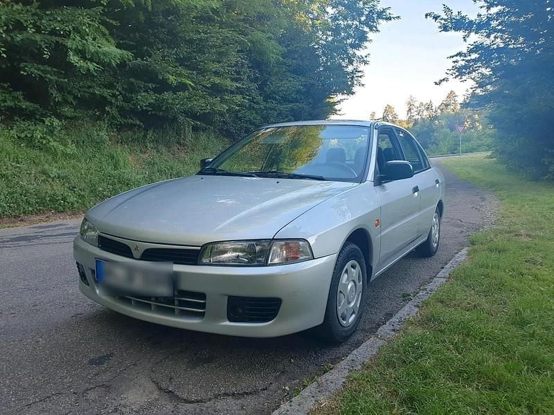 Silber Gebraucht 1996 Mitsubishi Lancer Limousine | 2.200 € - Bild 1/4
