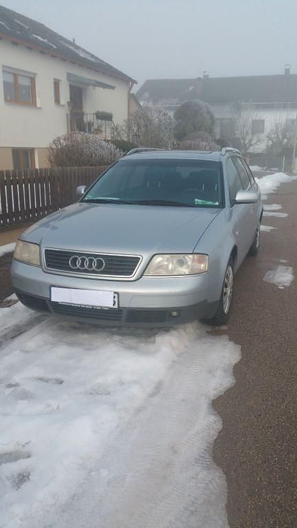 Silber Gebraucht 1998 Audi A6 Kombi | 1.200 € (Superpreis) - Bild 1/4