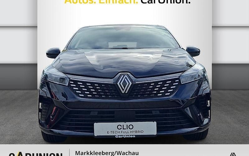 Gebraucht Renault Clio V Techno 143 PS (105 kW) 2024 Black pearlschwarz metallic (schwarz) Limousine