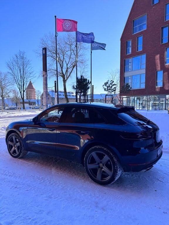 Gebraucht Porsche Macan 252 PS (185 kW) 2018 Blau SUV