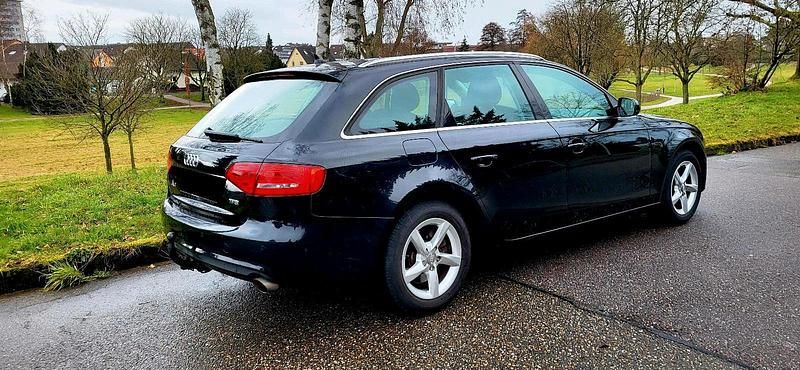 Gebraucht Audi A4 170 PS (125 kW) 2012 Schwarz Kombi