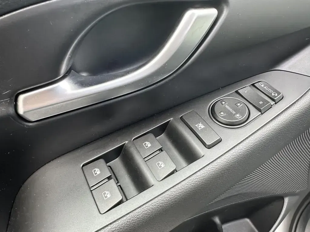 Gebraucht Hyundai i30 110 PS (80 kW) 2022 Silber (metallic) Kombi
