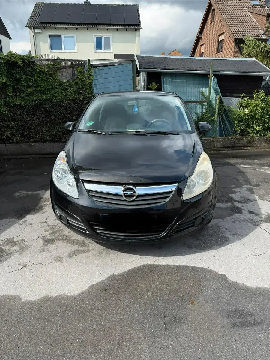 Usado Opel Corsa 80 HP (58 kW) 2007 Preto Citadino