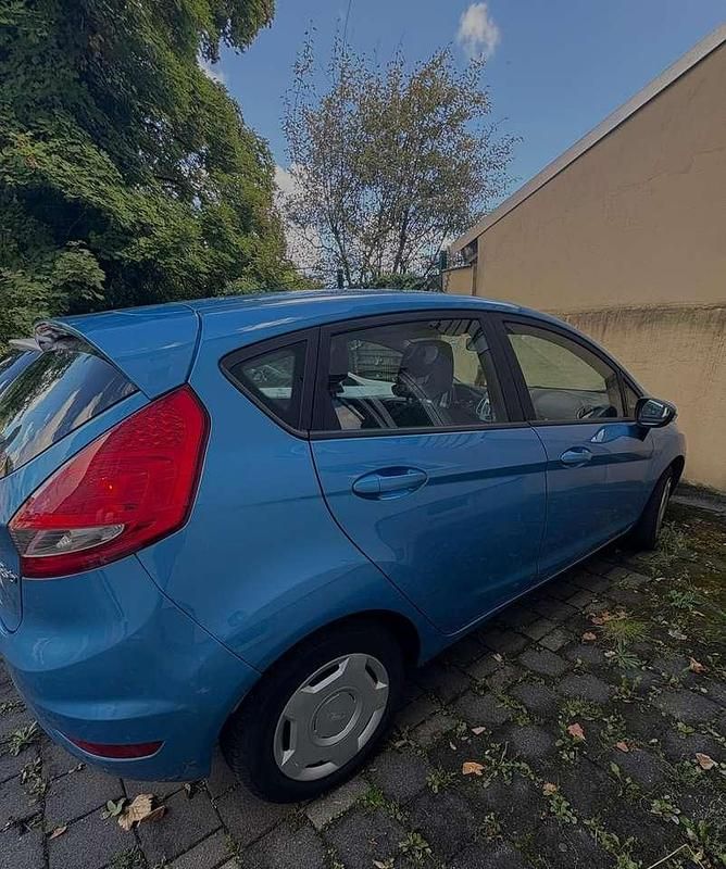 Gebraucht Ford Fiesta Trend 80 PS (58 kW) 2015 Kleinwagen