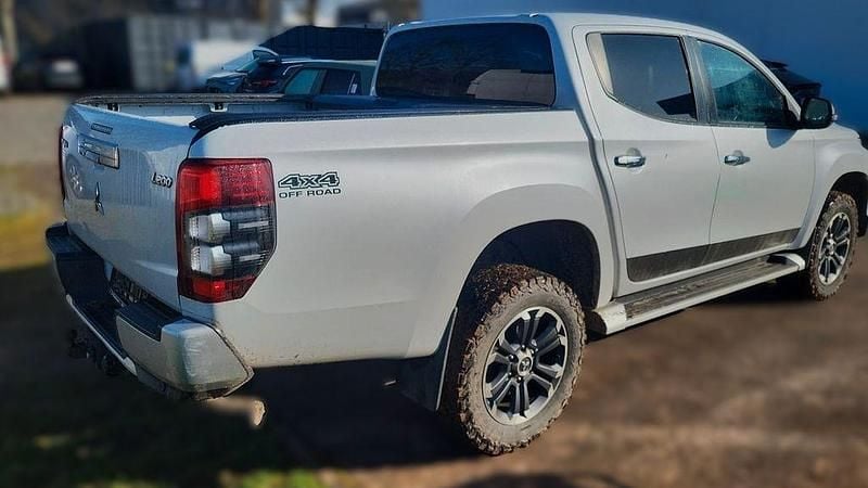Gebraucht Mitsubishi L200 Top 150 PS (110 kW) 2019 Weiß Pickup