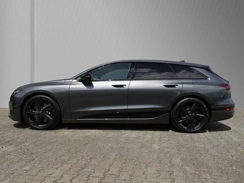 Neu Audi S6 e-tron Sport 369 kW (503 PS) 2026 Grau Kombi