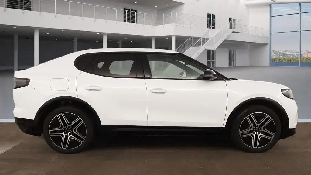 Gebraucht Ford Capri Premium 250 kW (340 PS) 2025 Frostweiß SUV