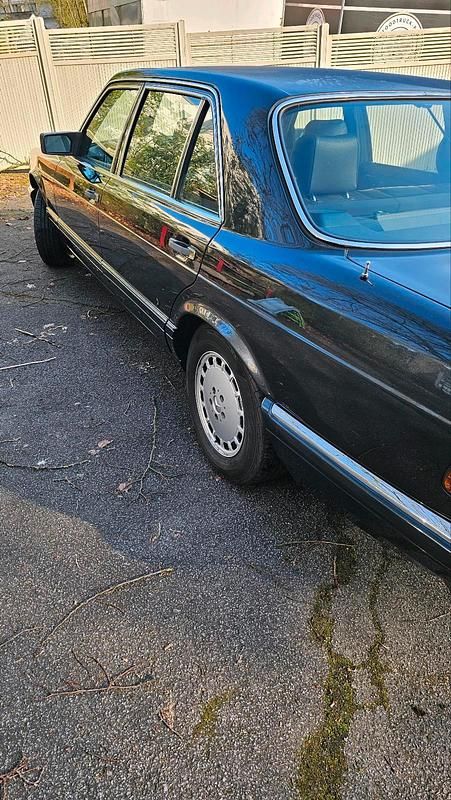 Gebraucht Mercedes 560 279 PS (205 kW) 1989 Schwarz Limousine