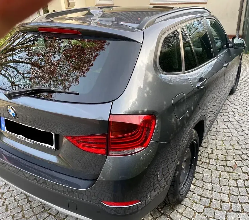 Używany BMW X1 150 KM (110 kW) 2013 Szary SUV