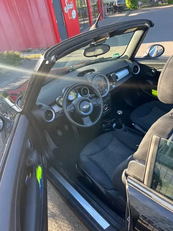 Gebraucht Mini One Cabriolet 98 PS (72 kW) 2015 Schwarz Cabrio