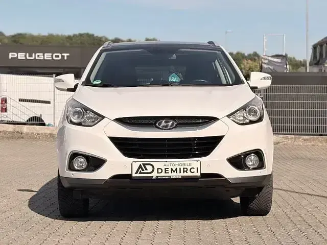 Gebraucht Hyundai ix35 Style 184 PS (135 kW) 2012 Weiß SUV