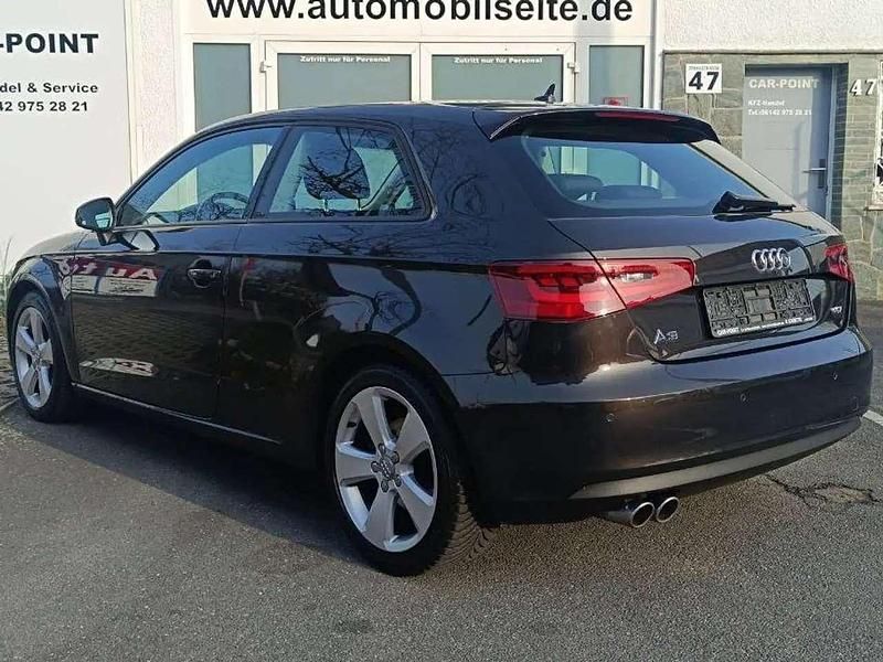 Gebraucht Audi A3 Ambiente 150 PS (110 kW) 2015 Belugabraun metallic Kleinwagen