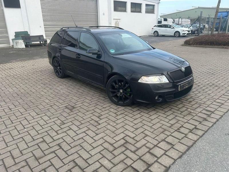 Schwarz Gebraucht 2006 Skoda Octavia RS Kombi | 2.450 € (Fairer Preis) - Bild 1/4