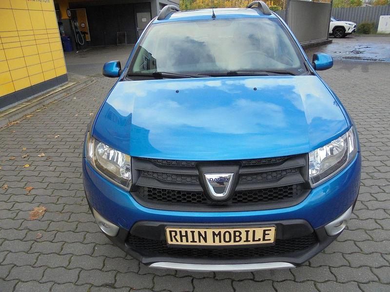 Gebraucht Dacia Sandero Prestige 90 PS (66 kW) 2014 Blau Limousine