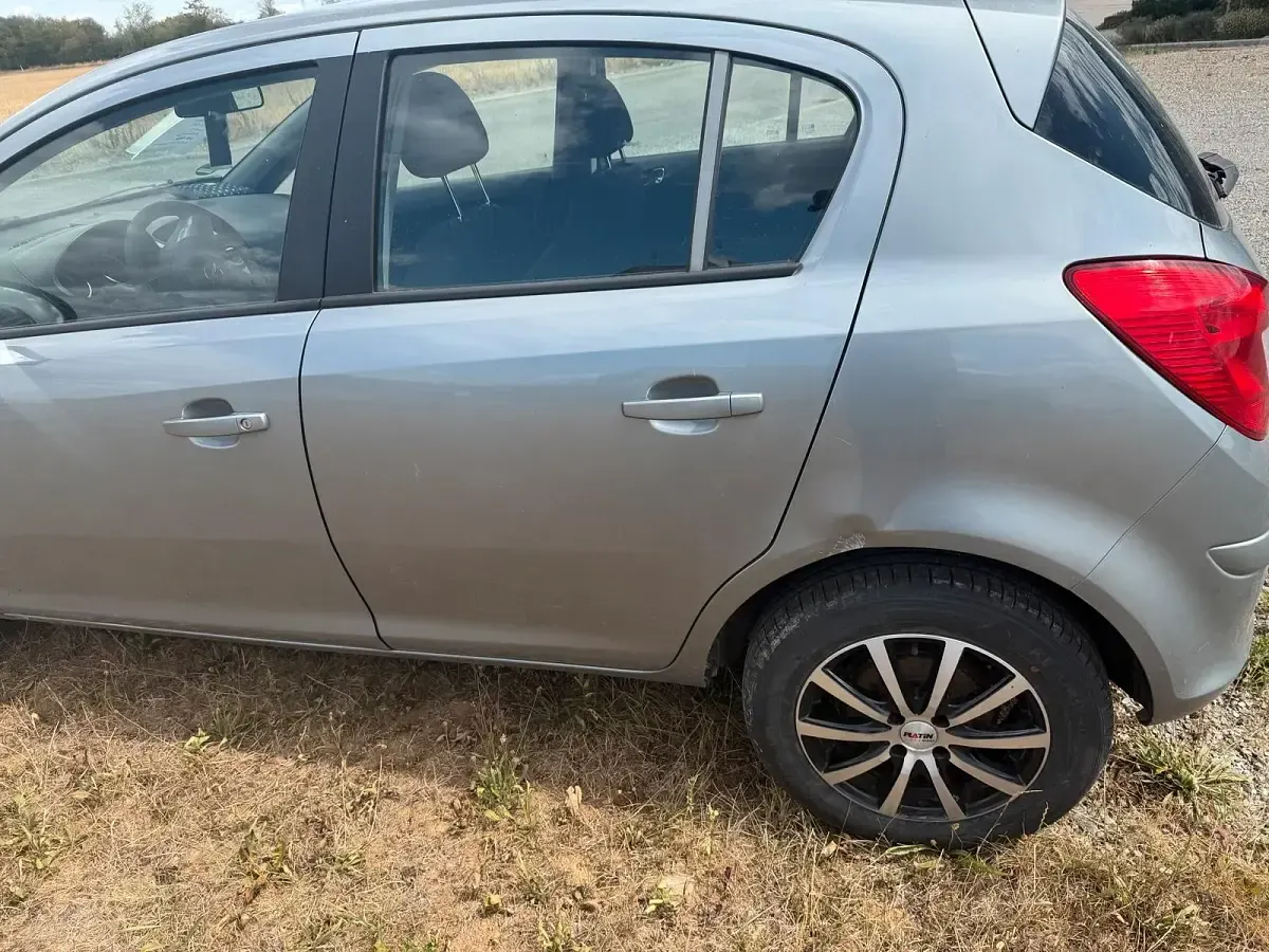 Gebraucht Opel Corsa 75 PS (55 kW) 2013 Kleinwagen